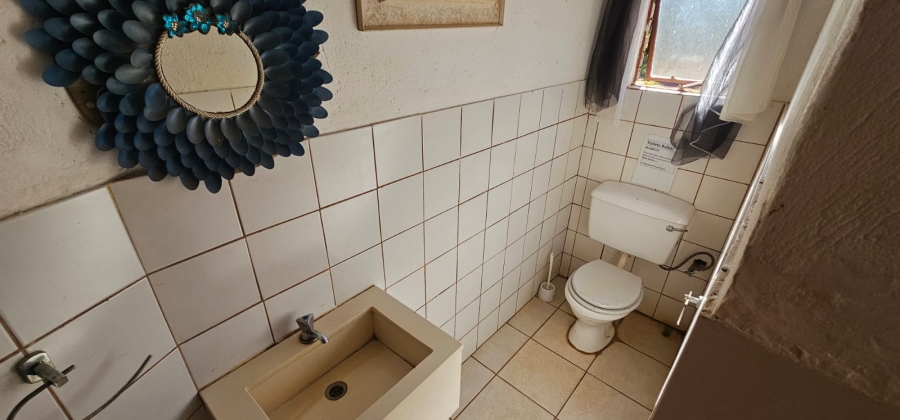 12 Bedroom Property for Sale in Rustenburg Rural North West